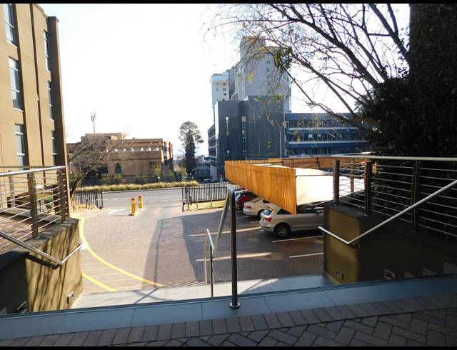 157M² OFFICE TO LET IN ROSEBANK
